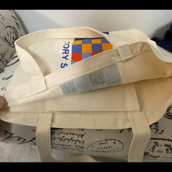 COPY - 🔥🔥TORY SPORT CANVAS TOTE🔥🔥 - Picture 3 of 5